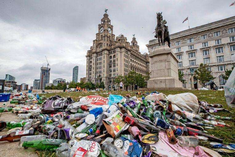 Liverpool are suing fans for “unacceptable behavior” giant mountain of waste left behind