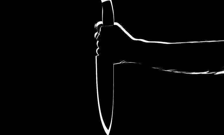 Extreme jealousy: Lady tries to slit her future co-wife’s throat