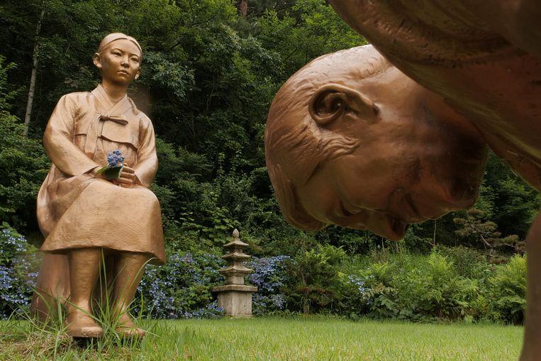 The statue, "The Eternal Reconciliation", resembles Japanese Prime Minister Shinzo Abe who bowed deeply to a "comfort girl" in Pyeongchang, South Korea.