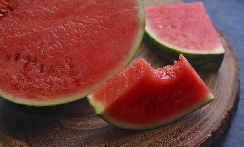 The dangers of eating watermelon listed by a nutritionist