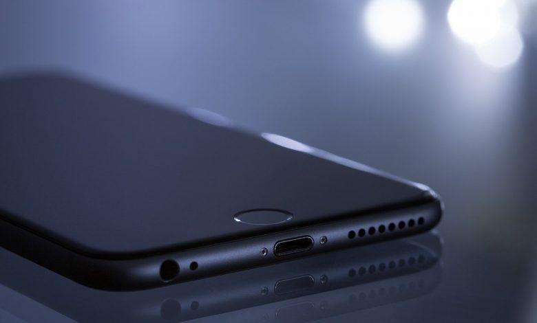 Why it’s best to place your smartphone with the screen facing down