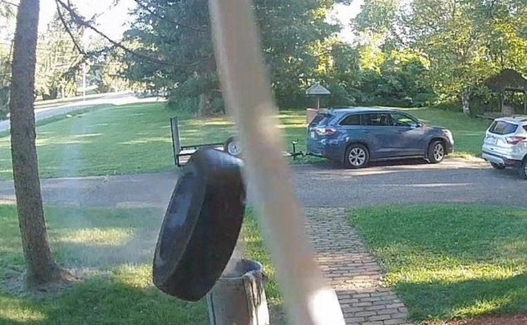 Watch how loose car tire rings the doorbell at home