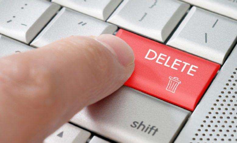 One-third of young girls delete photos on social media if there are insufficient likes