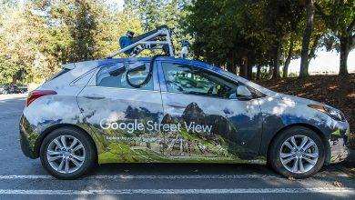 Google Maps captures lady in awkward posture [Photo]