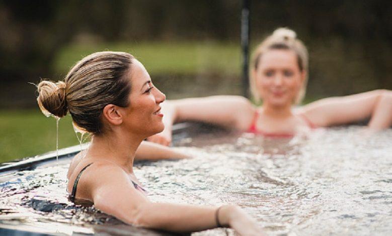 5 good reasons to buy your own jacuzzi now