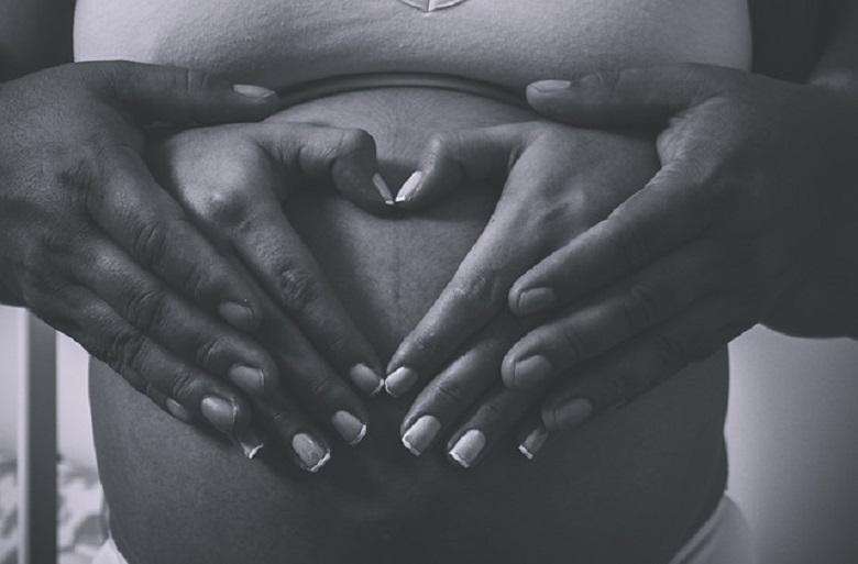 When you get pregnant, you can’t wait for your belly to start growing, and when you get into a high pregnancy, you will want it to be smaller and stop growing.
