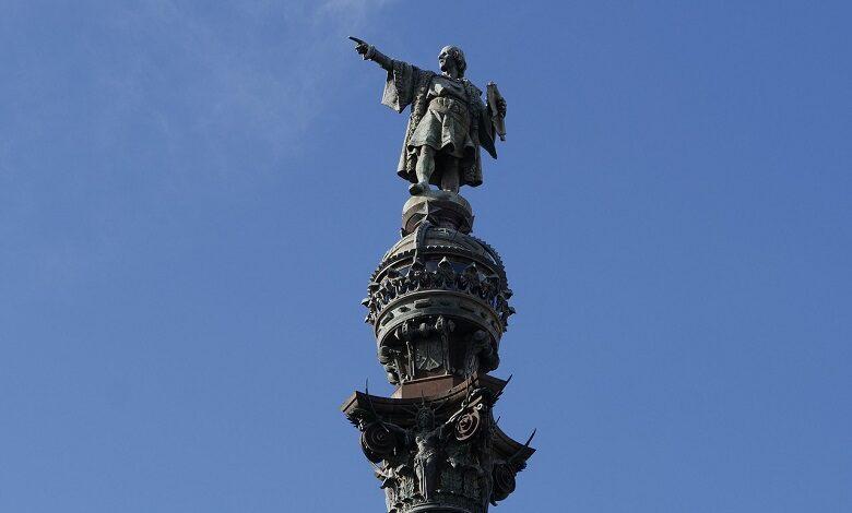 Mexico City removes Columbus statue