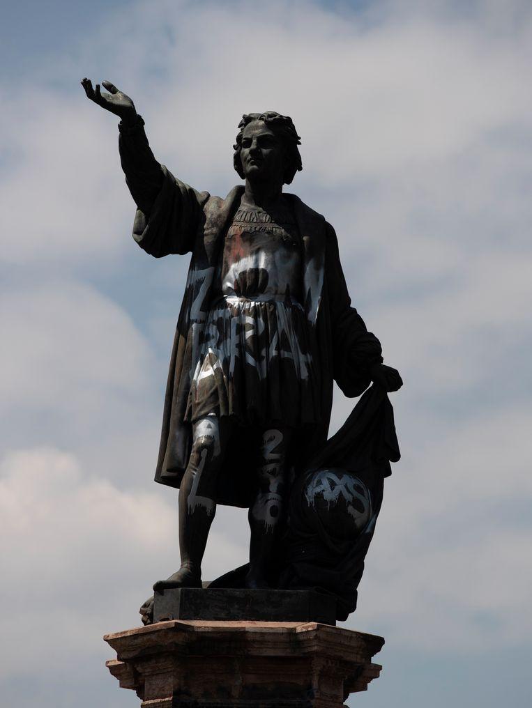 The Columbus statue in Mexico City vandalized a few times before.