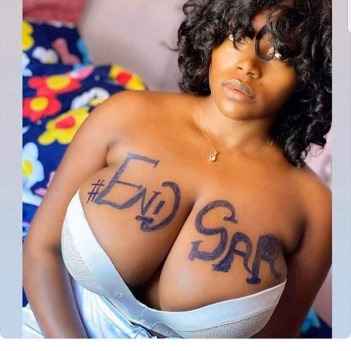 #EndSARS protest: Nigerian women go topless 