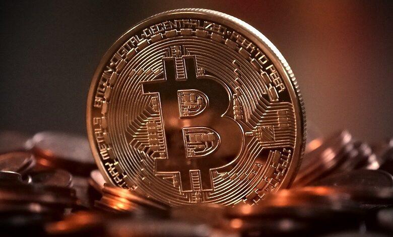 The strong rise in bitcoin’s value continues. On Tuesday, the oldest and best-known crypto coin reached the mark of 17,000 dollars (14,320 euros) for the first time since the beginning of 2018.