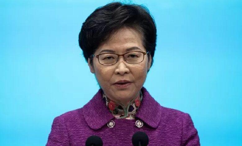 Due to US sanctions Hong Kong leader stacks banknotes in her house