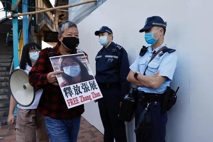 4 years in prison for reporting of outbreak of coronavirus in China