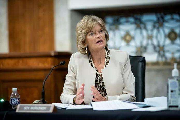 First Republican senator that asks for Trump’s resignation