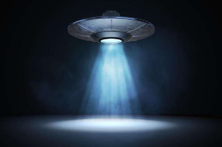Top Harvard scientist believes that aliens visited us 4 years ago