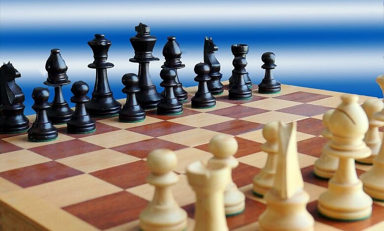 White vs. black: YouTube accidentally blocks chess player for “racist language”