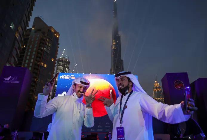 Party in the Emirates: First Arabian probe in orbit around Mars 