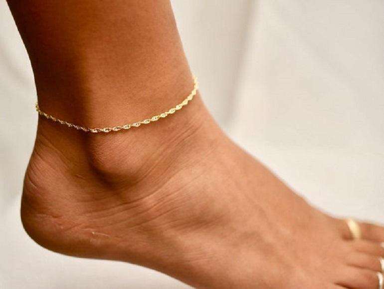 Anklet on her leg