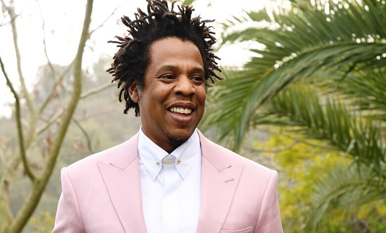 Jay-Z earns nearly 300 million with sales of streaming service