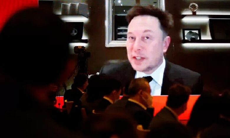 Musk contradicts concerns about “espionage” with Teslas