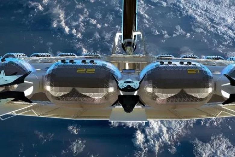 Spectacular views of moon and Earth: first space hotel will open in 2027