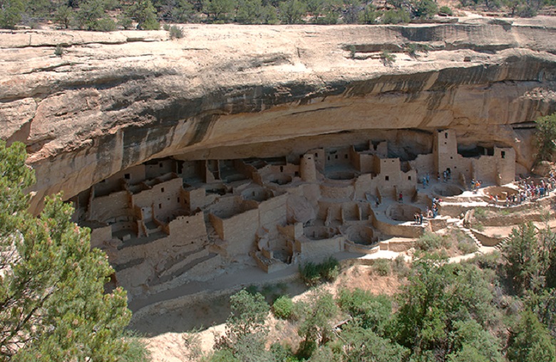 Cliff Palace cave complex in Mesa Verde National Park (USA)