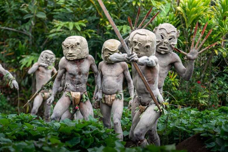 Mudmen of Asaro, Papua New Guinea