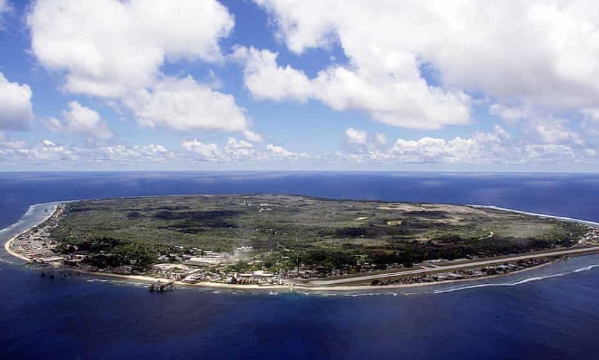 Splendors and miseries of the island of Nauru
