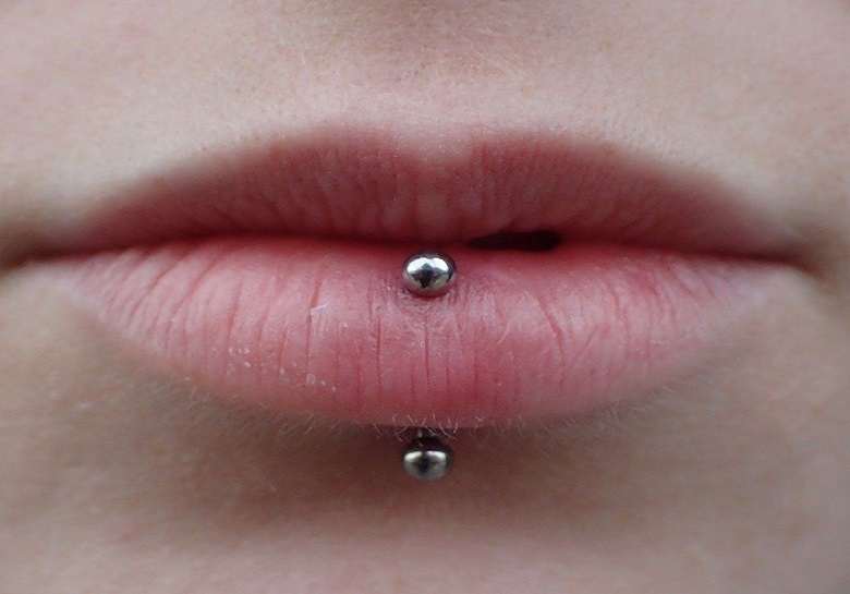 vertical lip piercing 