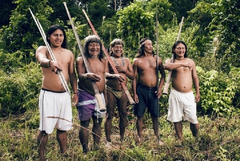 Waorani is a tribe of Indians living in the Amazon jungle in eastern Ecuador. For centuries they have not come into contact with the outside world