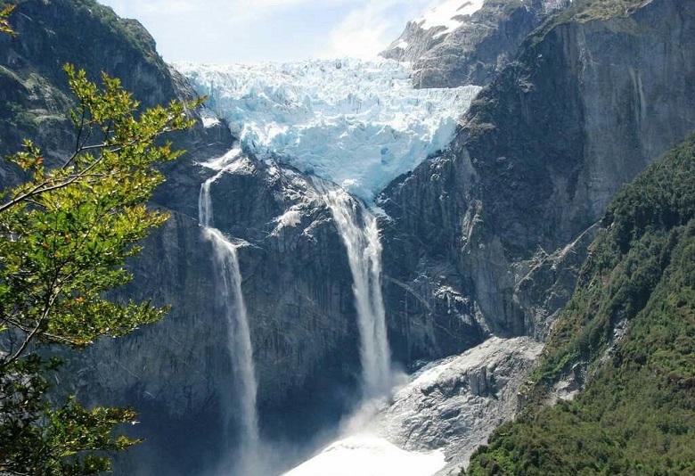 Hanging Glacier Falls


