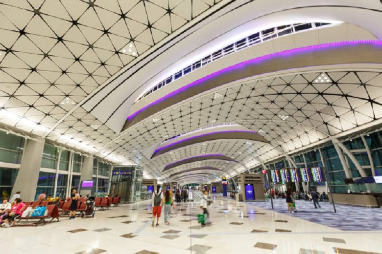 The top 5 beautiful  airports in the world