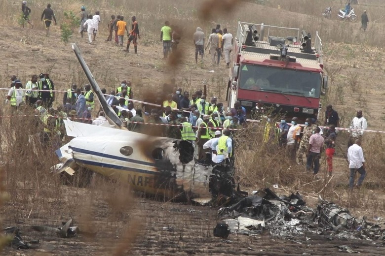 Plane crash in Nigeria: what we know about the military plane