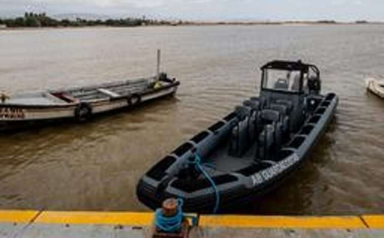 Aicha, Ivorian girl (17) who floats at sea for 22 days without food