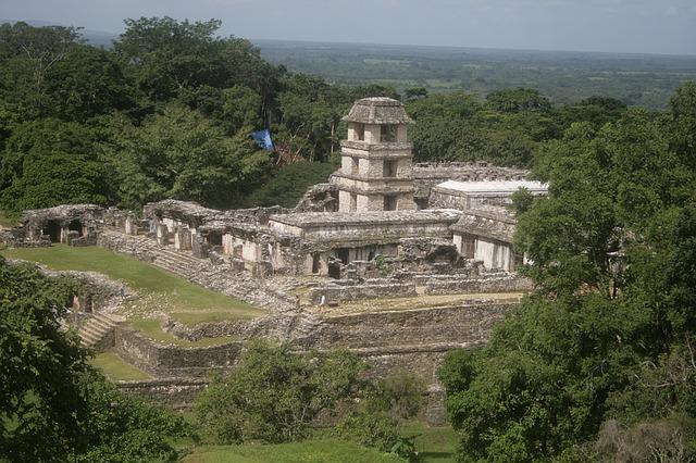 Discovery of ancient Mayan city: decline of mysterious civilization