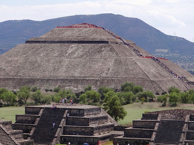 Place where gods live: mystery of ancient “ghost town” of Teotihuacan