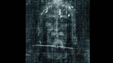 The Scientific attempts to solve the mystery of the Shroud of Turin