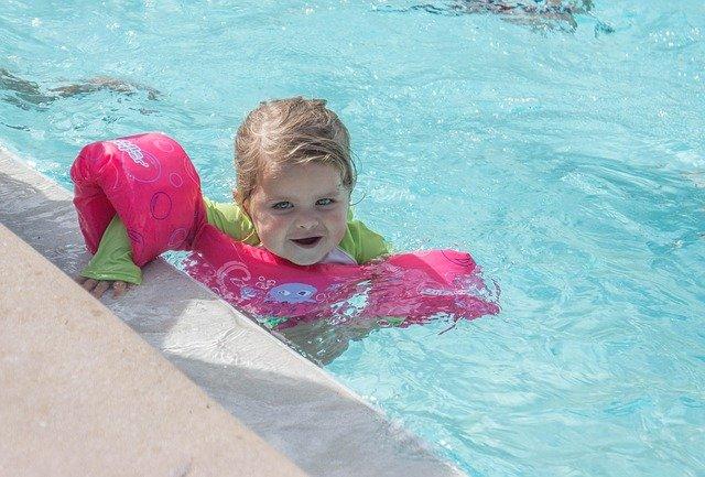 Pool safety for kids! This is how you keep it safe for children