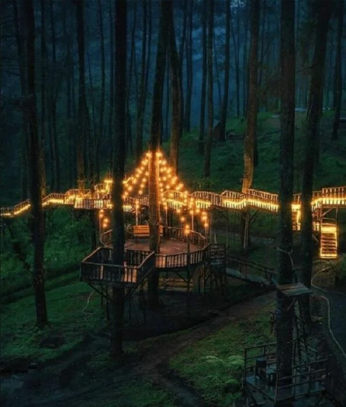 Fiery Suspension 'fire' Bridge