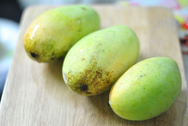 5 health benefits of mango that are worth eating more often