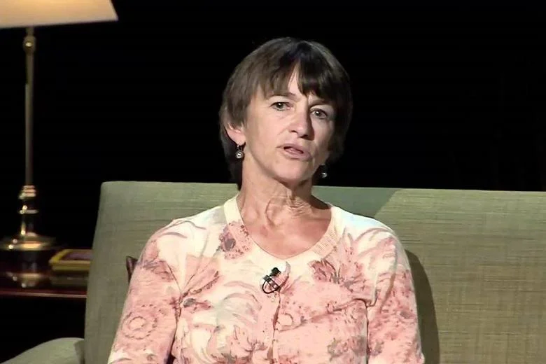 Joyce poole