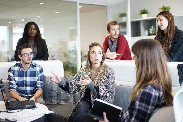 How to quickly gain attention in a meeting