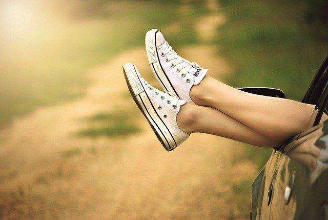 Why you should not wear shoes without socks