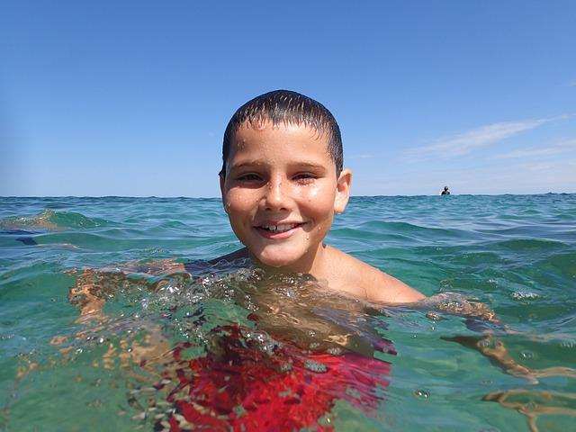 Pool safety for kids! This is how you keep it safe for children