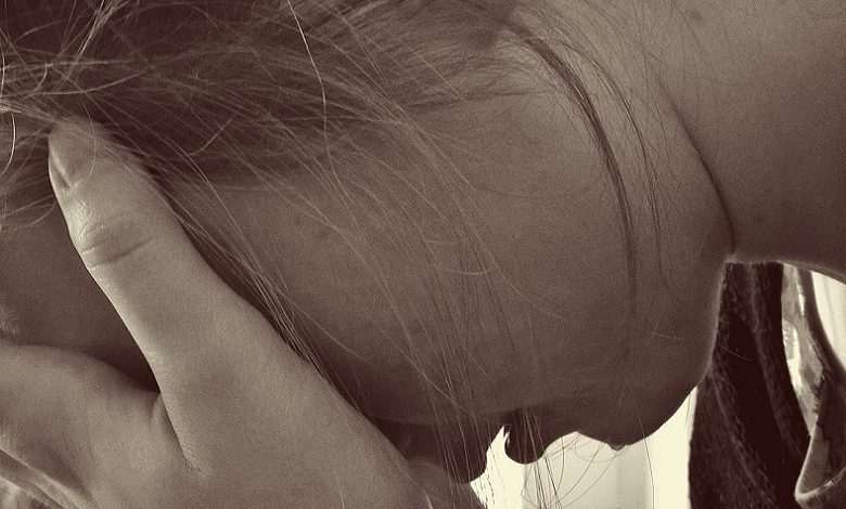 Stepfather sires children with Valérie and marries her: after nearly 25 years of abuse, she shoots him