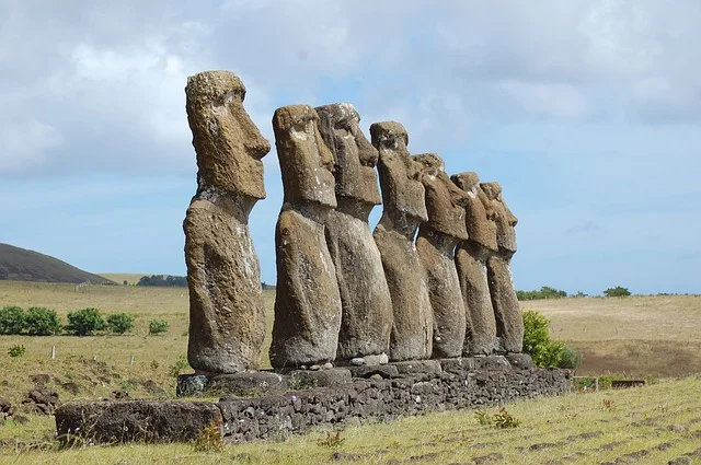 Scientists learn how mysterious moai statues were built: mystery of Easter Island idols revealed