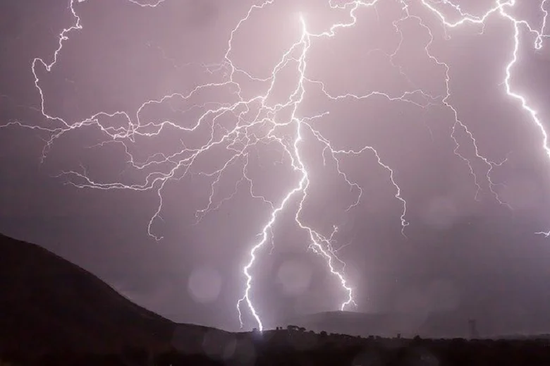 Creepy things that can happen to the body from a lightning strike