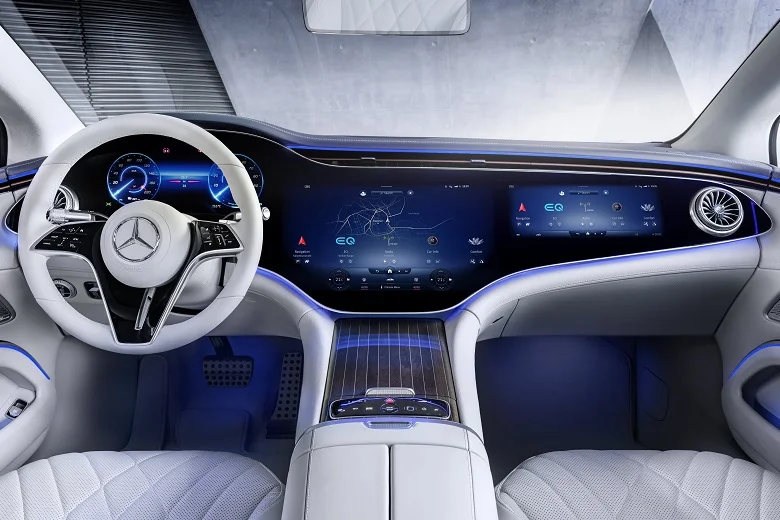 Mercedes virtual assistant has strong opinions about Tesla