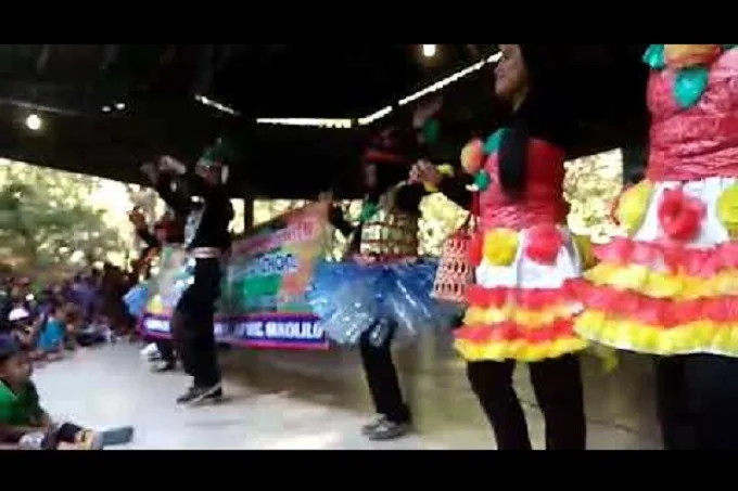 Menang and Oku dance
