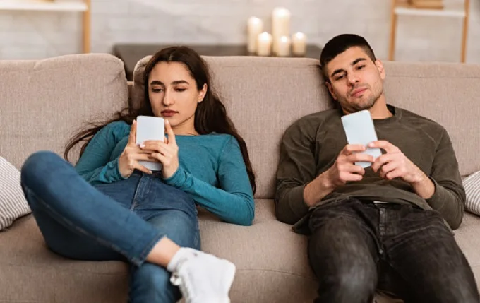 6 signs that your relationship is bored