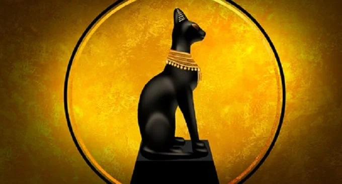 Egyptian idolized cat